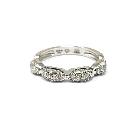 Anello Stilizzato con 44 Diamanti CT 0.44 VVS IF F