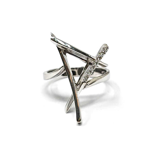 Anello Stilizzato con Diamanti CT 0.06 VVS/IF F