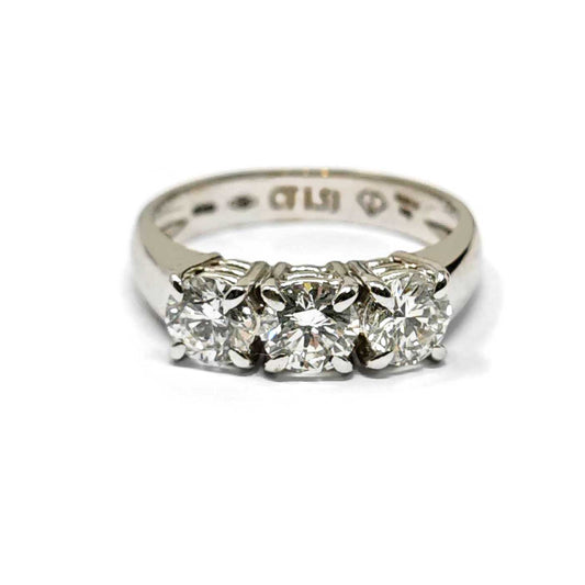 Anello Trilogy con Diamanti CT 1.53 VVS IF F