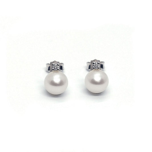 Orecchini con Perla Akoya 6/6.5 mm e 2 Diamanti CT 0.04