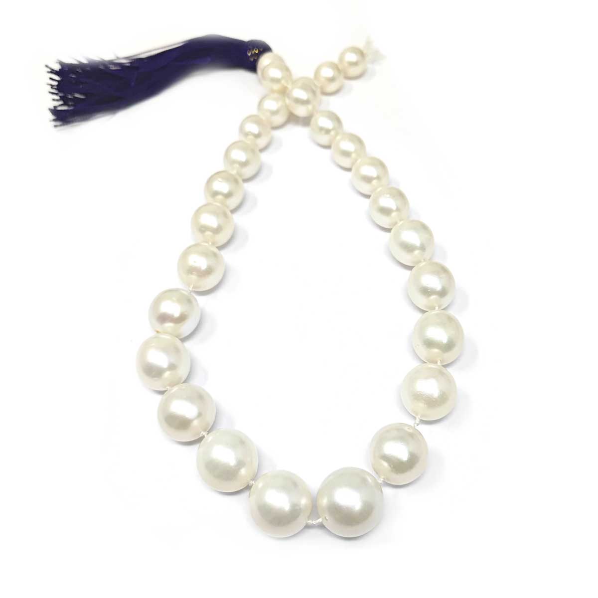 Filo di Perle Australiane a decrescere da 13 a 17 mm
