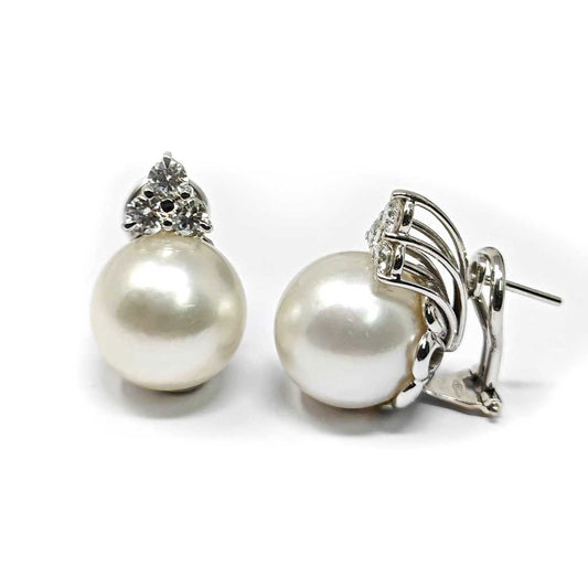 Orecchini con Perla Australiana 14/14.5 mm con 6 Diamanti  CT 1.10