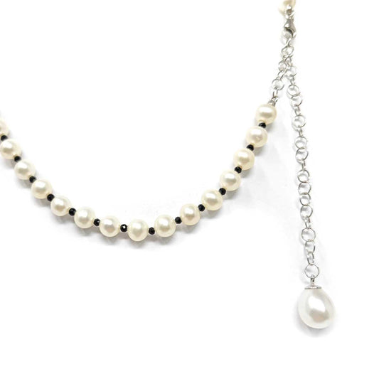 Strangolino con perle 5/5.5mm e Spinello Nero