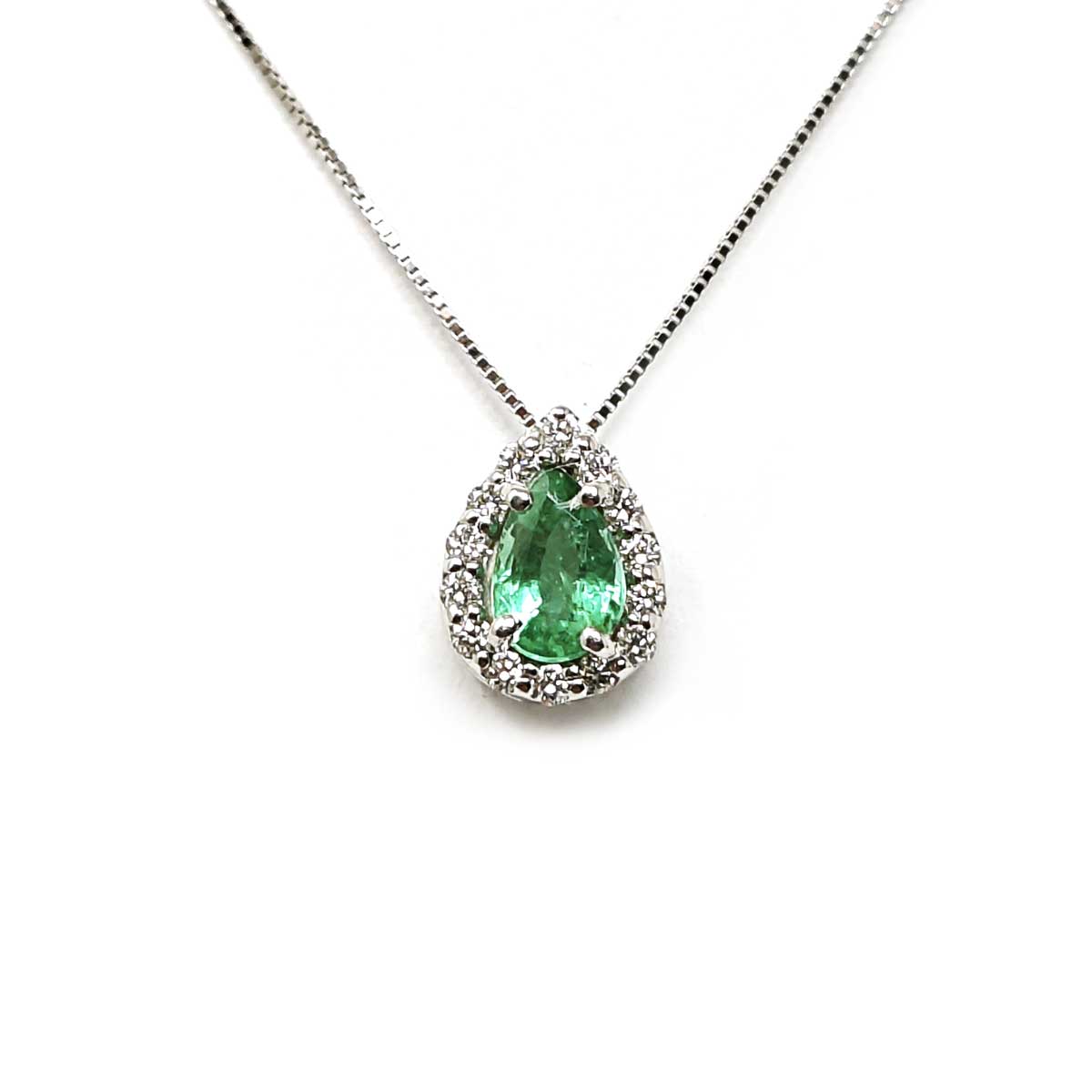 Pendente con Diamanti CT 0.12 e Smeraldo CT 0.40 Goccia
