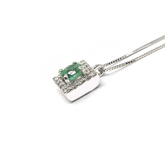 Pendente con Smeraldo CT 0.25 e Diamanti CT 0.15