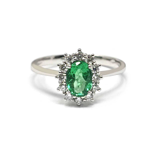 Anello con Smeraldo Ovale CT 0.75 e Diamanti CT 0.25