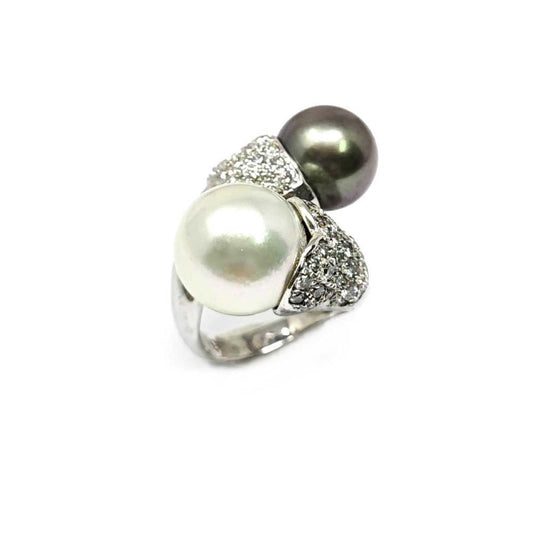 Anello con Perla Tahiti e Australiana 13/14mm e Diamanti CT 1.35