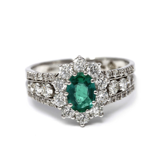 Anello con Smeraldo CT 0.70 e Diamanti CT 0.48