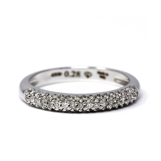 Anello Fascia con 52 Diamanti CT 0.28
