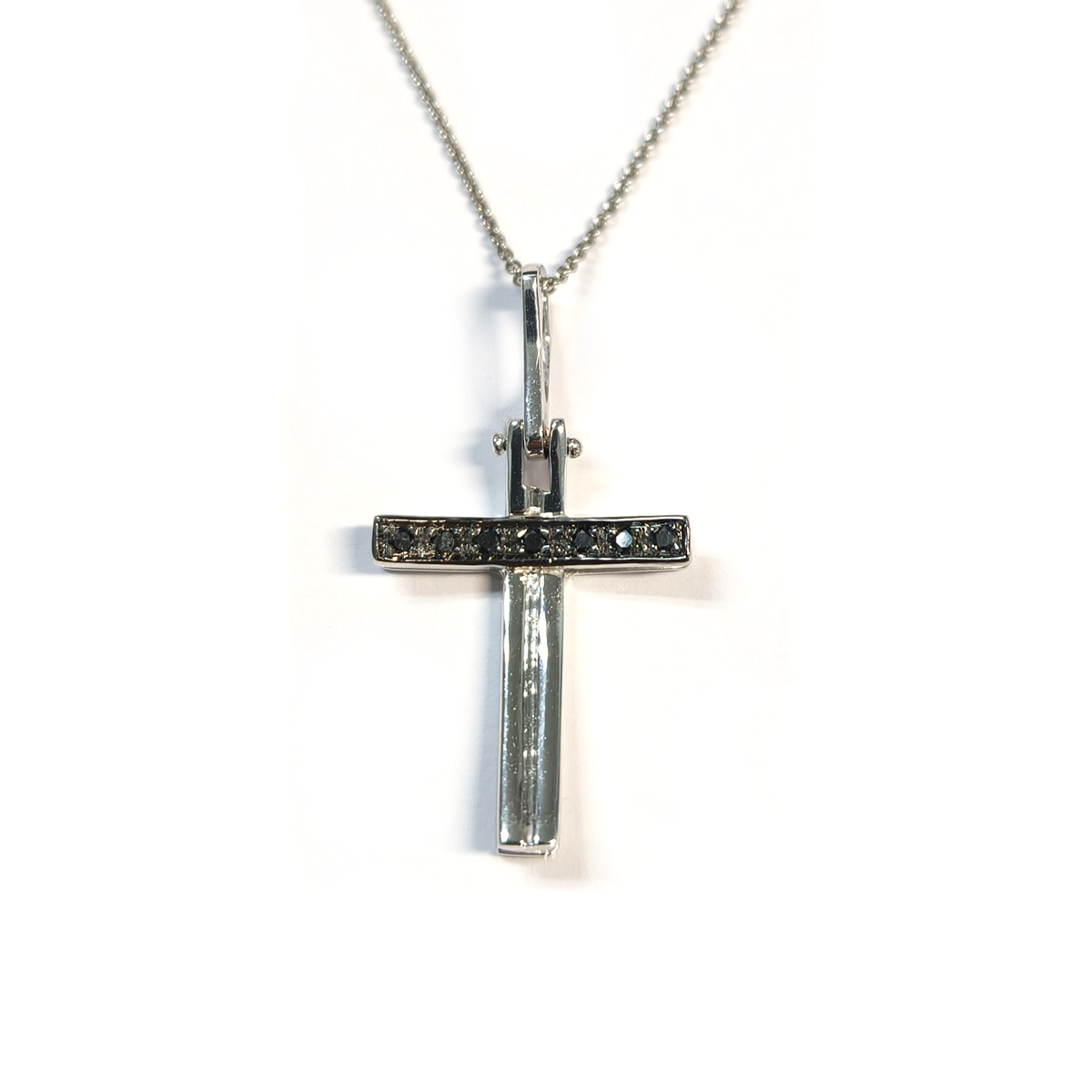 Pendente Croce con Diamanti Neri CT 0.08
