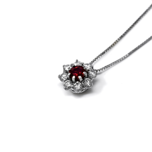 Pendente con Rubino CT 0.30 con Diamanti CT 0.36