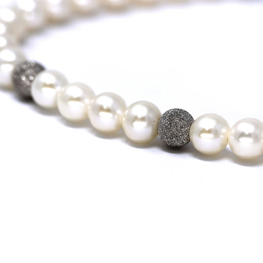 Bracciale con perle Hyriopsis e 3 perline in oro Bianco Brillantate