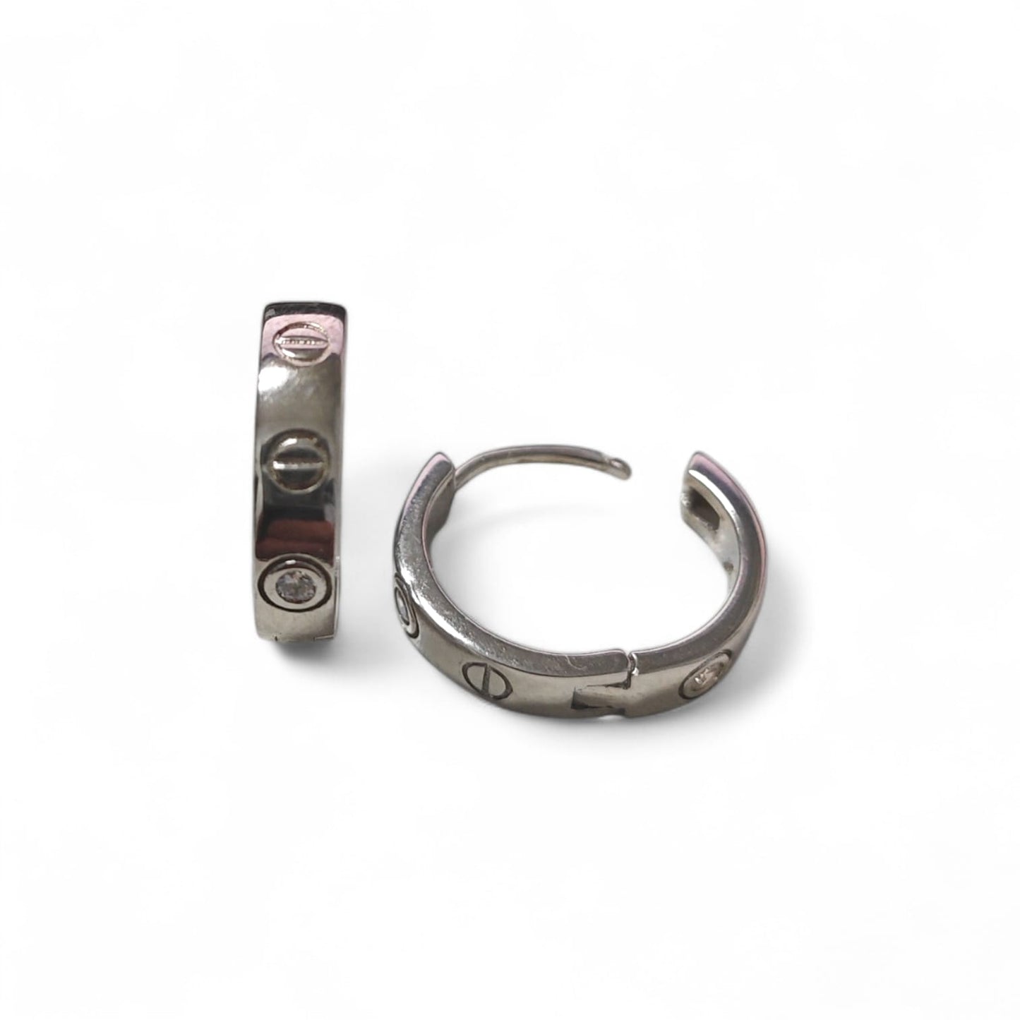 Orecchini a Cerchio in Argento con Incisione Viti