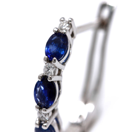 Orecchini Trilogy con Zaffiri CT 1.32 e Diamanti CT 0.21