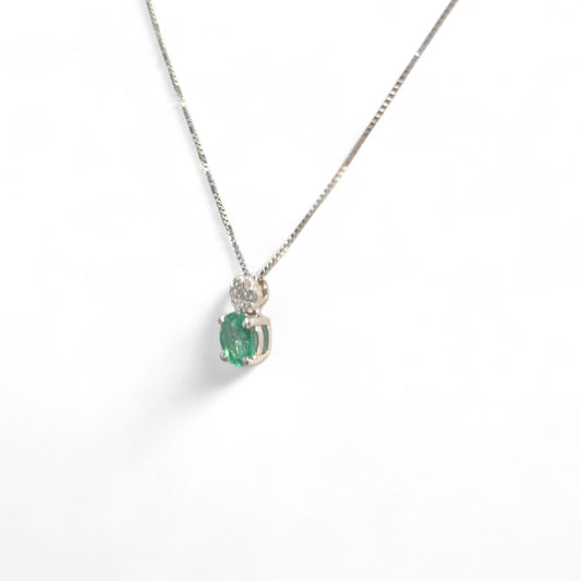 Pendente con Smeraldo CT 0.35 e Diamante CT 0.05