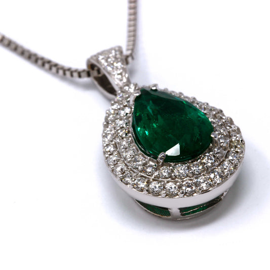 Pendente a goccia con Smeraldo CT 1.44 e Diamanti Bianchi CT 0.66