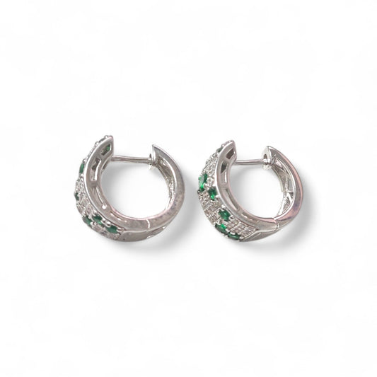 Orecchini Cerchio Argento 925 Rodiato con Zirconi Verdi e Bianchi – Eleganza Brillante