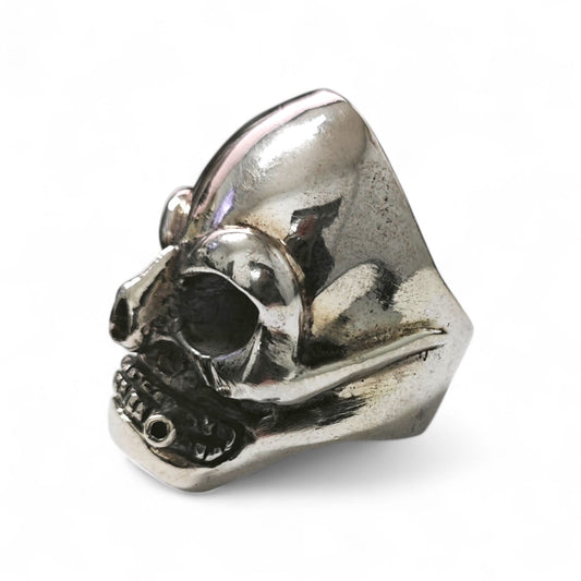 Anello Teschio con Sigaro in Argento 925 mis 19