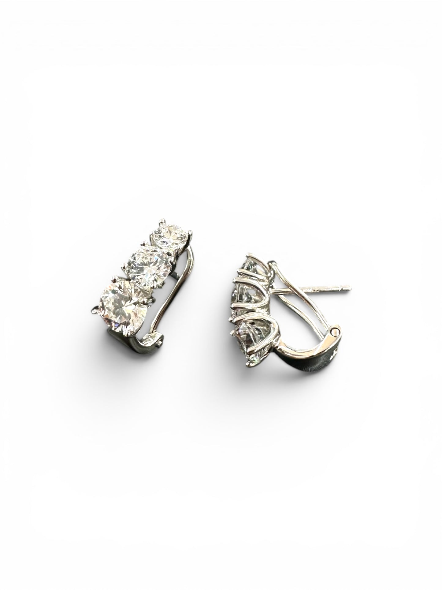 Orecchini Elegance Trilogy con Zirconi Brillanti in Argento 925