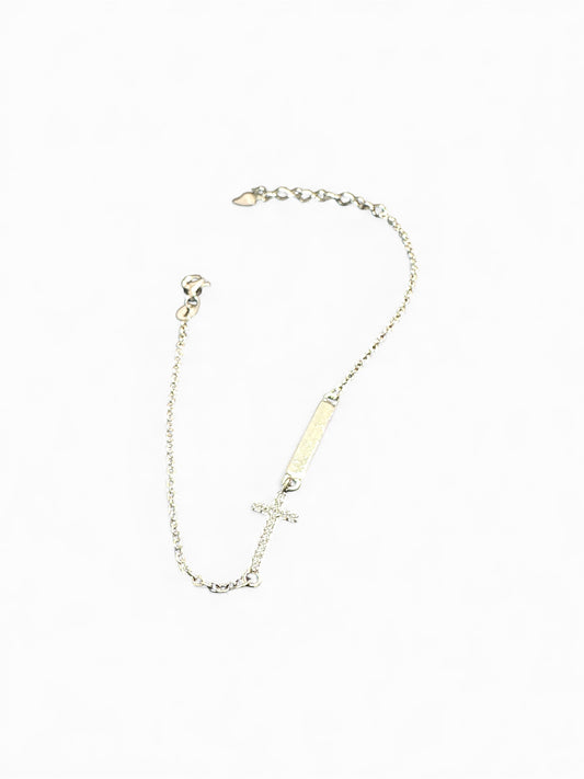Bracciale in Argento 925 con Croce Zirconata e Barra Lucida – Eleganza e Spiritualità