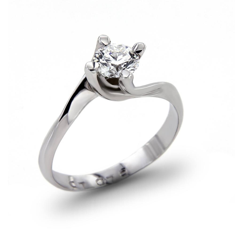 Anello Solitario Valentino con Diamante CT 0.51