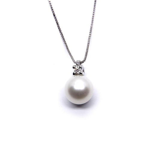 Orecchini con Perla mm 6.5/7mm e Diamante CT 0.03