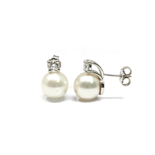 Orecchini con Perle Akoya 10/10.5 e Diamanti CT 0.46