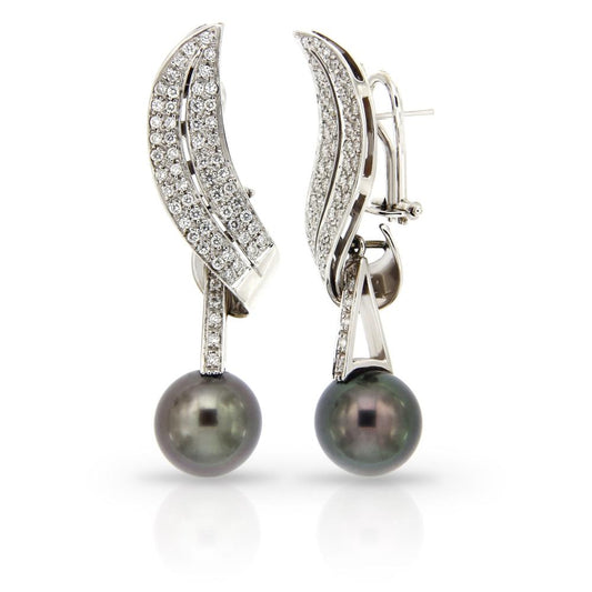 Orecchini con Perle Tahiti 12/12.5 e Diamanti CT 3.02 VVS/IF F