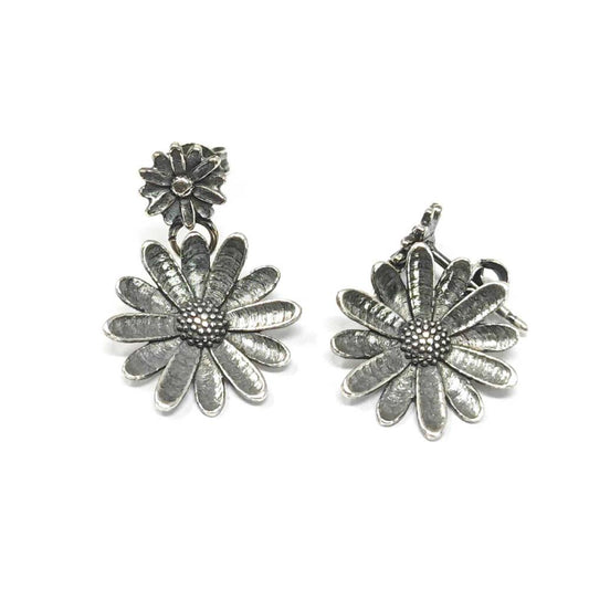 Orecchini fiore brunito pendente in argento