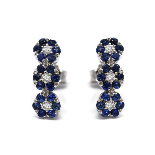 Orecchini Trilogy con Zaffiri CT 0.72 e Diamanti CT 0.14 Modello fiore
