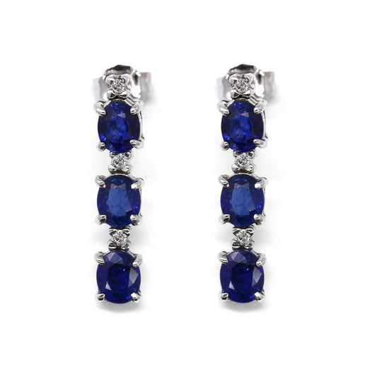 Orecchini Trilogy con Zaffiri CT 2.47 Ovali e Diamanti CT 0.10