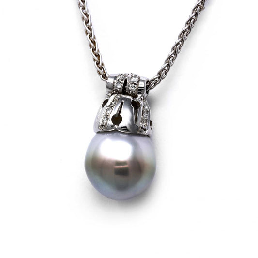 Pendente con perla Tahitiana 11.5/12 e Diamanti CT 0.22