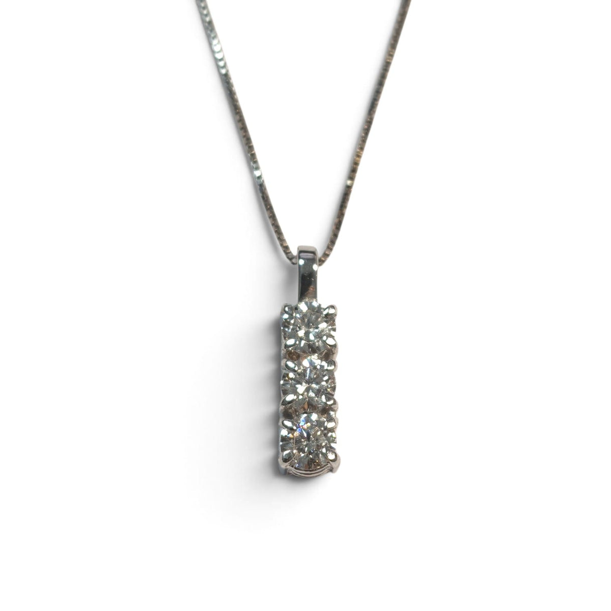 Pendenti Trilogy in Oro Bianco 18kt con Diamanti CT 0.42