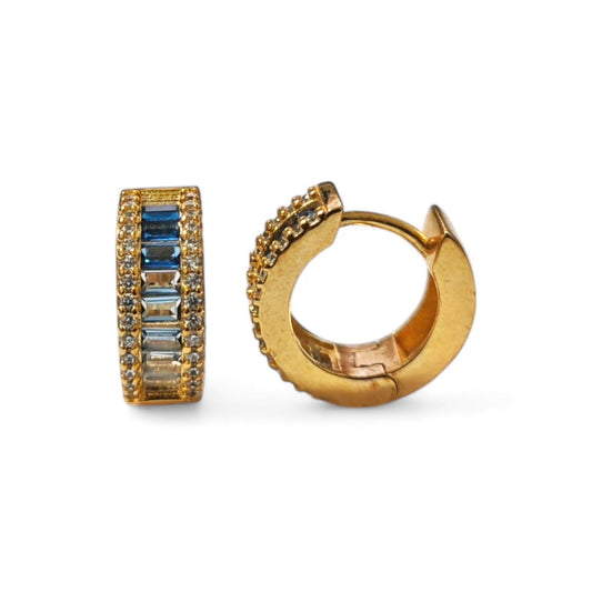 Orecchini in argento dorato con zirconi a sfumare blu