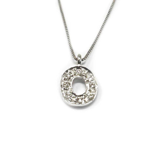 Pendente Lettera O con Diamanti CT 0.05