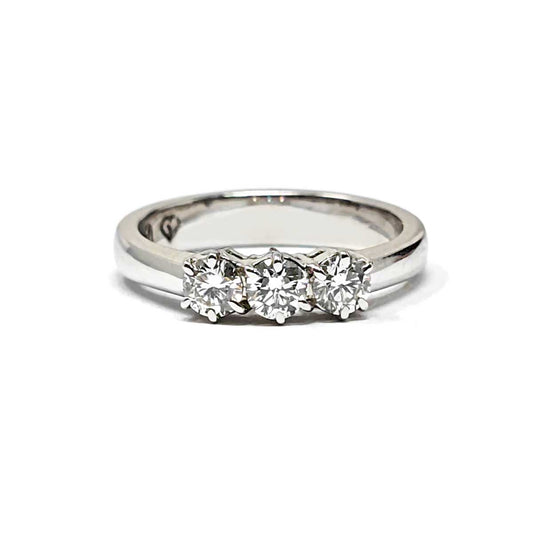 Anello Trilogy con Diamanti CT 0.60