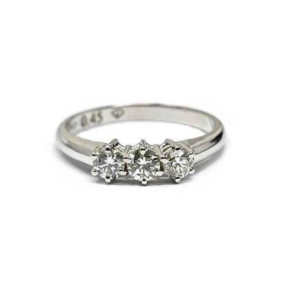 Anello Trilogy con Diamanti CT 0.45