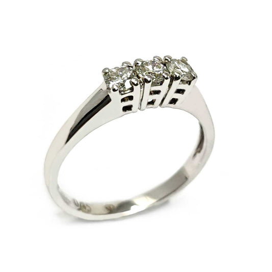 Anello Trilogy con Diamanti CT 0.46