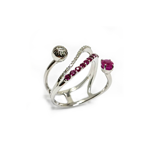 Anello con Rubini CT 1.02 e Diamanti CT 0.11