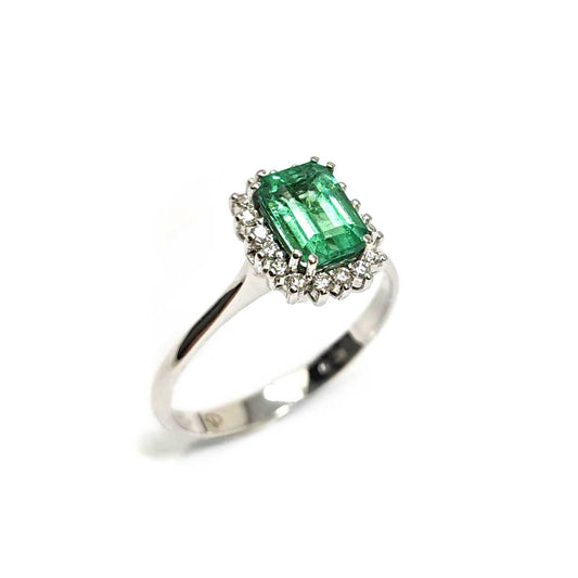 Anello con Smeraldo CT 1.00 e Diamanti CT 0.13