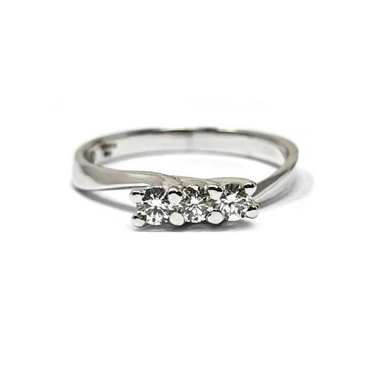 Anello Trilogy con Diamanti CT 0.30