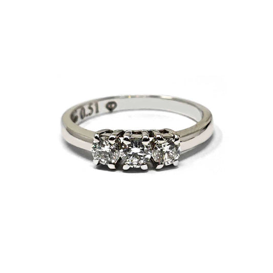 Anello Trilogy con Diamanti CT 0.51