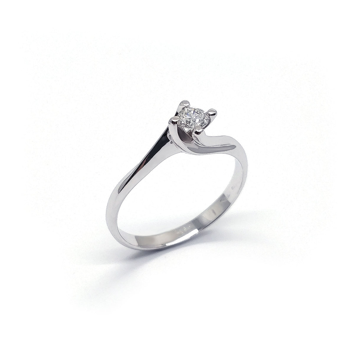 Anello Solitario in Oro Bianco 18kt con Diamante linea Valentino CT 0.10