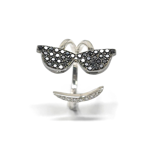 Anello con Occhiali e Sorriso con Diamanti Bianchi CT 0.06 e Neri CT 0.42