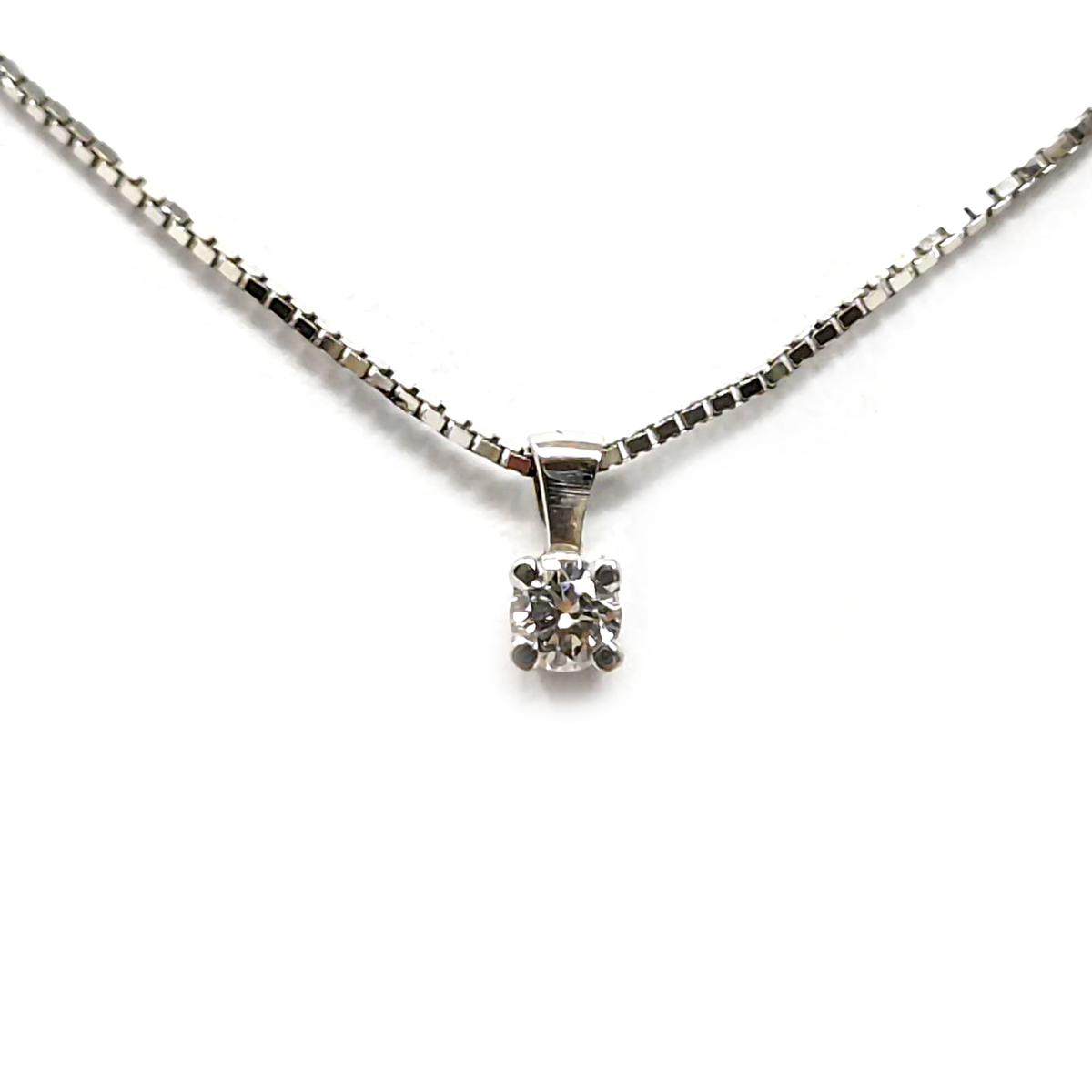 Pendente Punto luce in Oro Bianco con Diamante CT 0.05