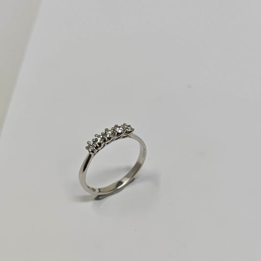Anello Veretta 5 Pietre con Diamanti CT 0.30