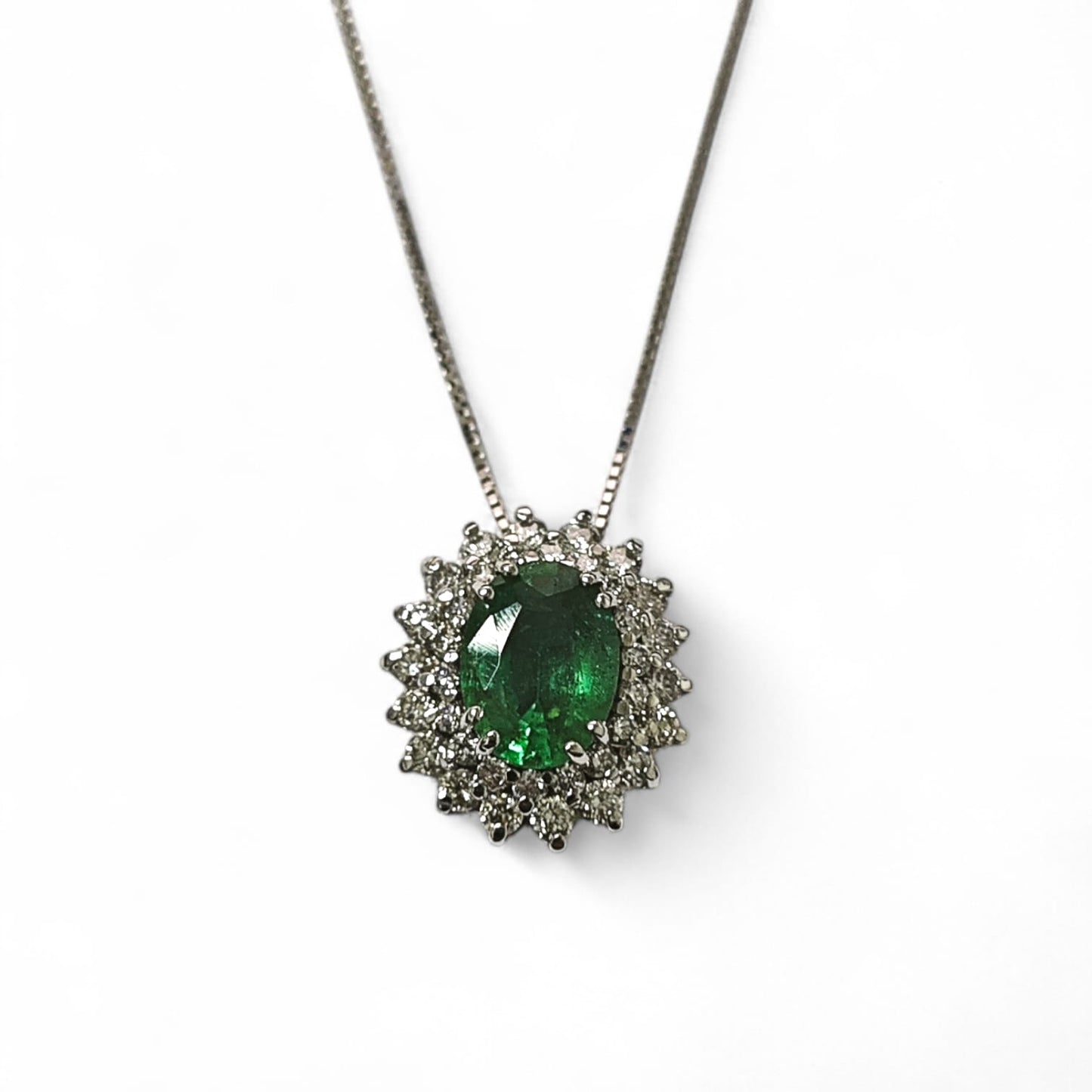 Pendente con Diamanti CT 1,28 e Smeraldo CT 0,52