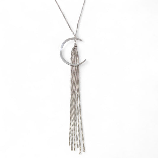 Collana Lunga con Luna in Argento925 e Frange Pendenti – Design Elegante