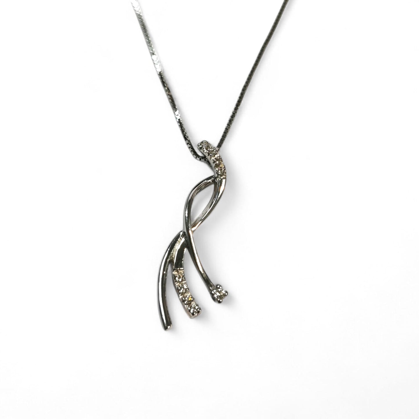 Pendente Stilizzato con Diamanti CT 0.09