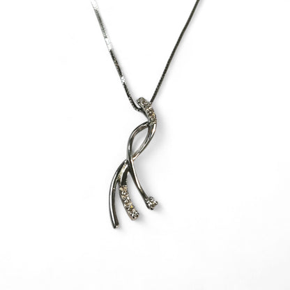Pendente Stilizzato con Diamanti CT 0.09